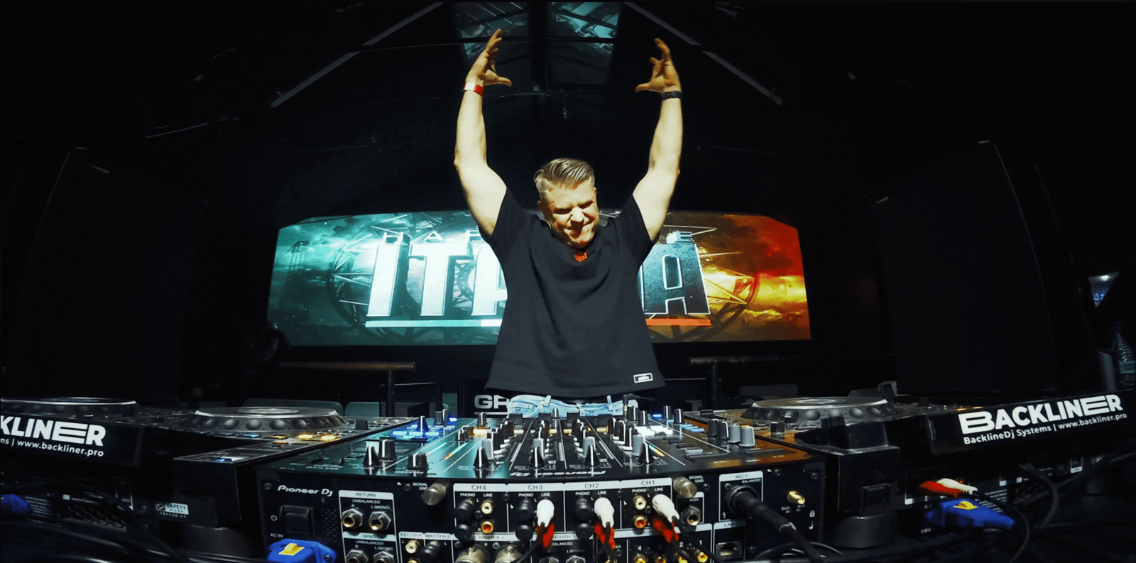 Konstantin Timashev, DJ y productor de Wrong Sequence